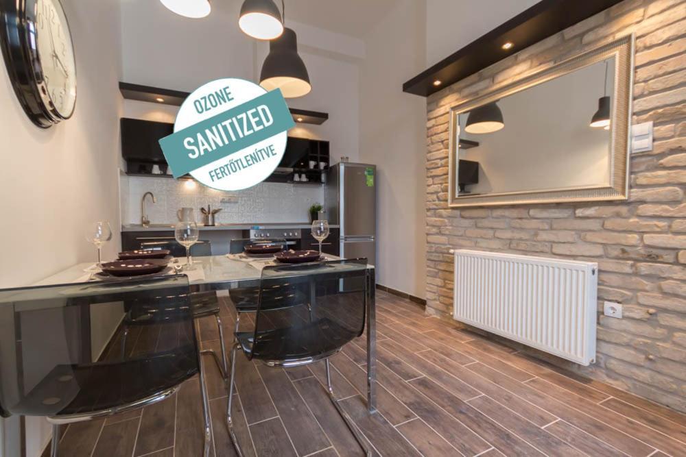 Luxury Apartment by Hi5-Városház Suite Budapest Kültér fotó